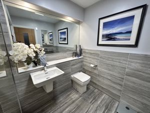 Photo 14- click for photo gallery